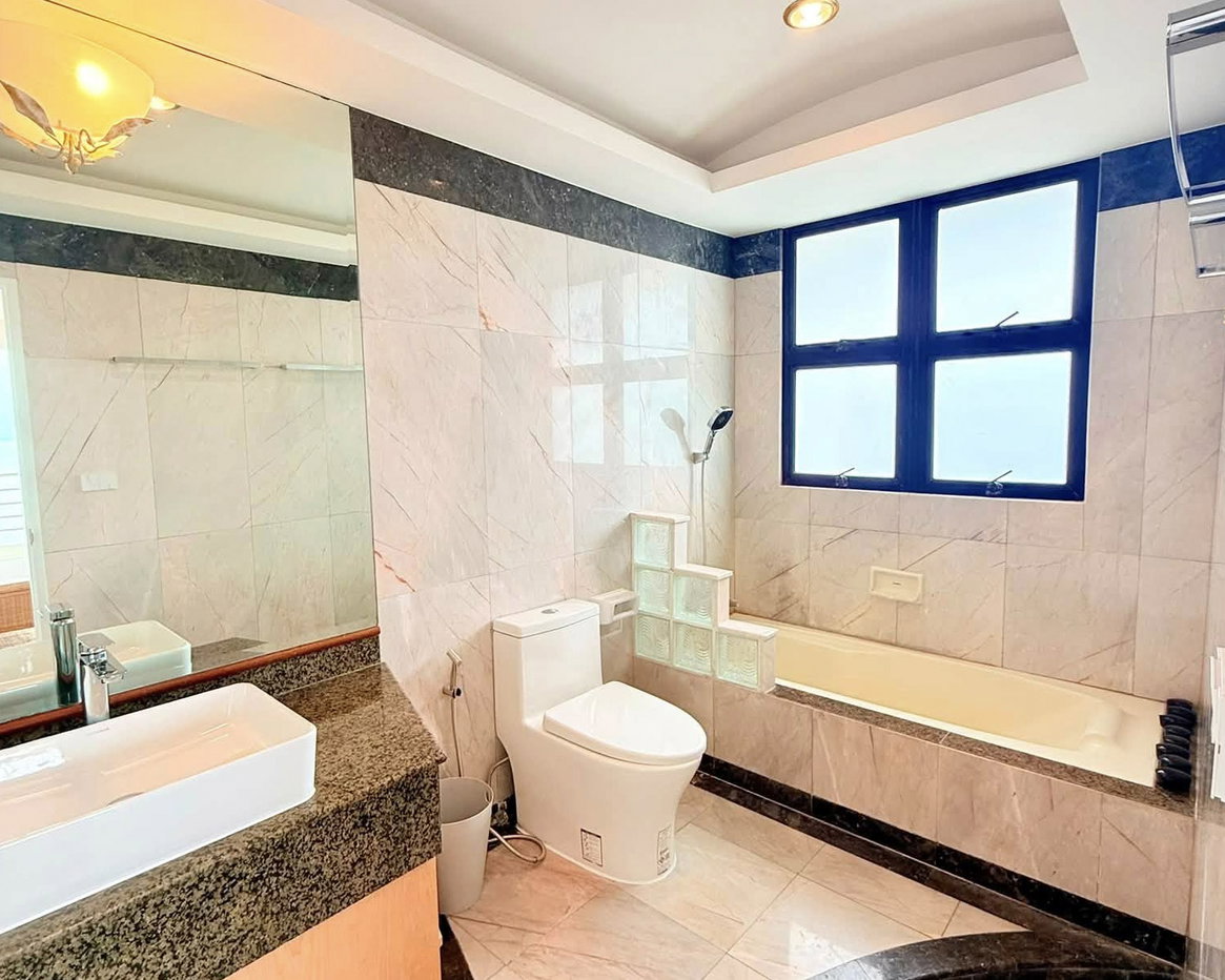 picture Royal Cliff Garden Luxury Sea View Condo for Rent Pratumnak - 13/18