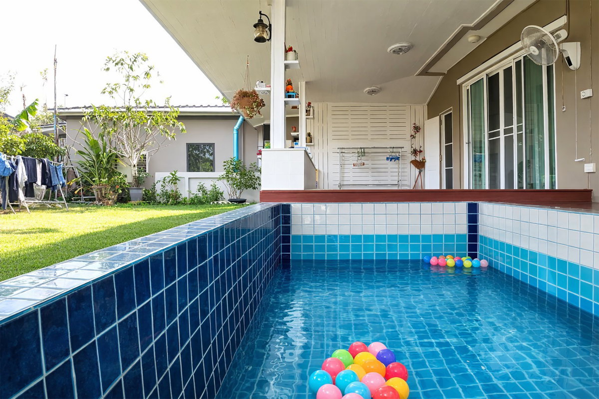 รูป ขายบ้านเดี่ยว 2 ชั้น บ้านบึง ชลบุรี หมู่บ้านบูรพาเมาท์เท่น หลังมุม มีสระว่ายน้ำส่วนตัว - รูปที่ 2/20