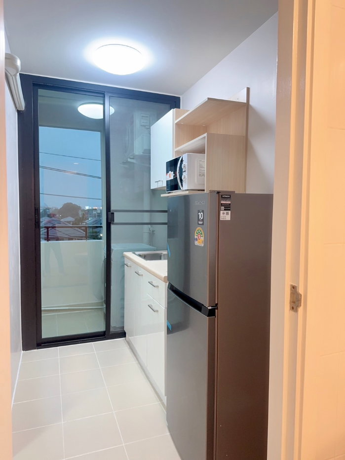 picture Plum condo Paholyothin89 for rent. - 13/14