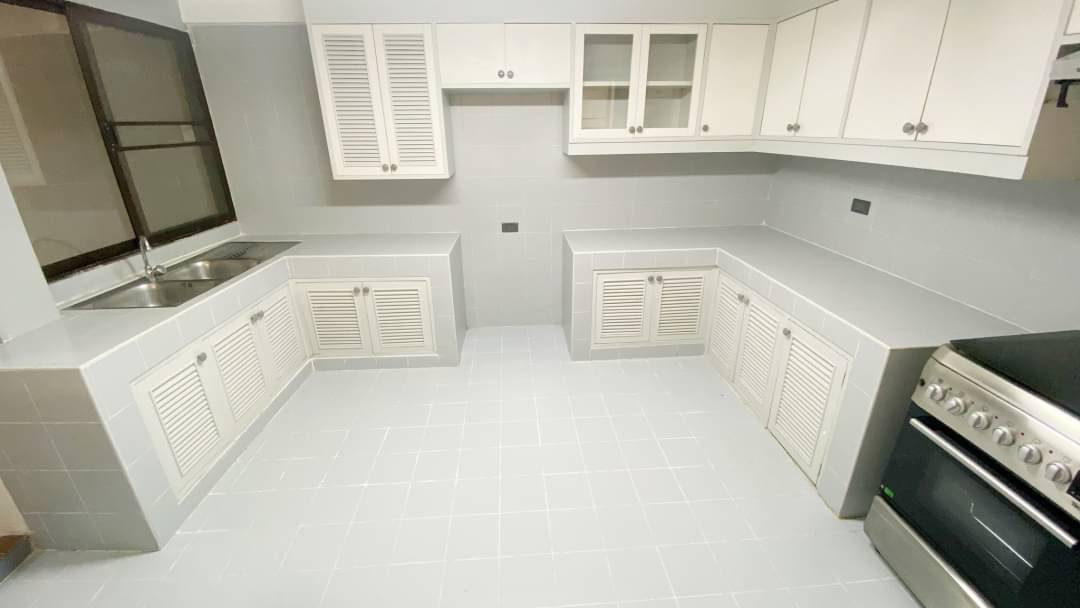 รูป ให้เช่าทาวน์โฮม 4 ชั้นครึ่ง เอกมัยซอย 10 ใกล้โรงเรียนสาธิต มศว. โครงการบ้านเจริญมิตร บนถนนสุขุมวิท เอกมัย ซอย 10 - รูปที่ 3/13
