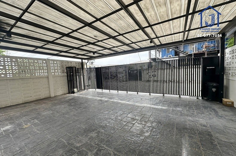 รูป ขายบ้านแฝด 3.5 ชั้น BRIT LOFT (เกษตร-นวมินทร์) ถนนประเสริฐมนูกิจ ซอยลาดปลาเค้า 34 ใกล้มหาวิทยาลัยเกษตรศาสตร์ - รูปที่ 3/22