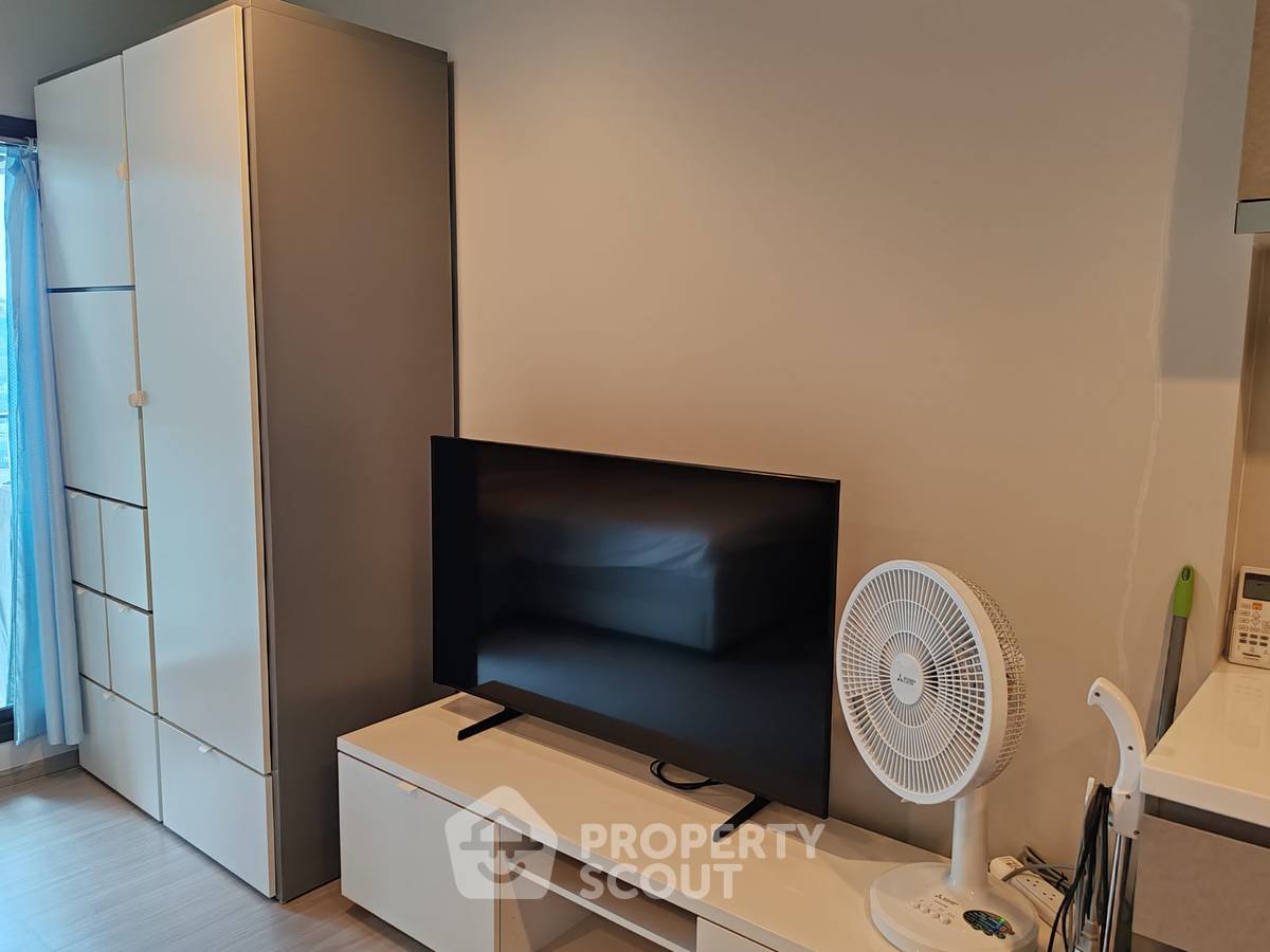 picture 36th-Floor 1-BR At Life Asoke - Rama 9 Near MRT Phra Ram 9 (ID 3106411) - 8/8