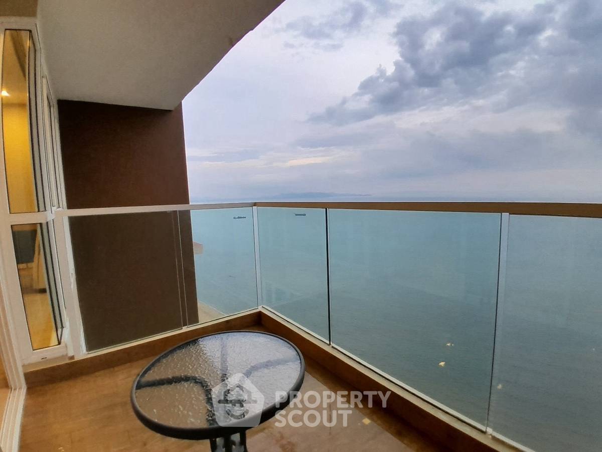 picture 1-BR 55 Sqm For Sale, Cetus Beachfront, Jomtien Beach (ID 3110757) - 11/12