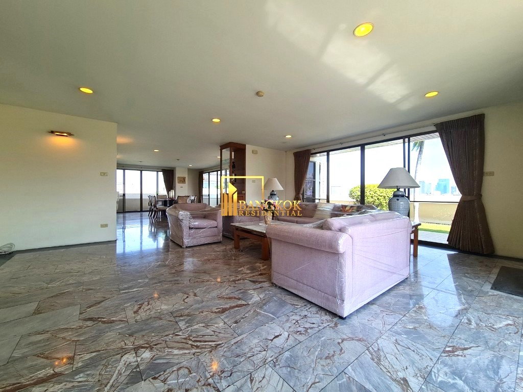 รูป Expansive 4 Bed Duplex Apartment With Private Terrace - BR0087AP - รูปที่ 1/40