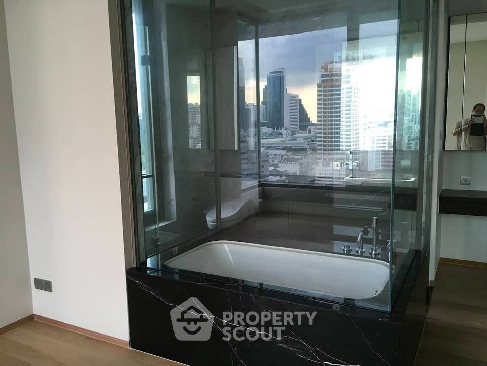 picture Well-Priced 1-BR Condo, 56 Sqm, Saladaeng One near MRT Silom (ID 3108704) - 6/15