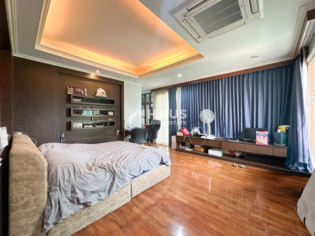 picture Golden Heritage / 5 Bedrooms #HRP1061 - 18/20