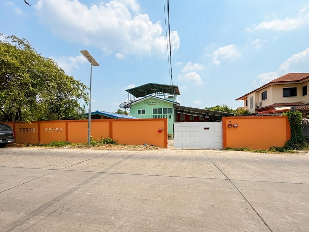 รูป เช่าบ้านเดี่ยว 2 ชั้น พื้นที่กว้าง 200 ตร.ว.คลองสอง ปทุมธานี รองรับการอยู่อาศัยครอบครัวใหญ่ หรือทำโฮมออฟฟิศ จอดรถได้มากกว่า 10 คัน - รูปที่ 4/22