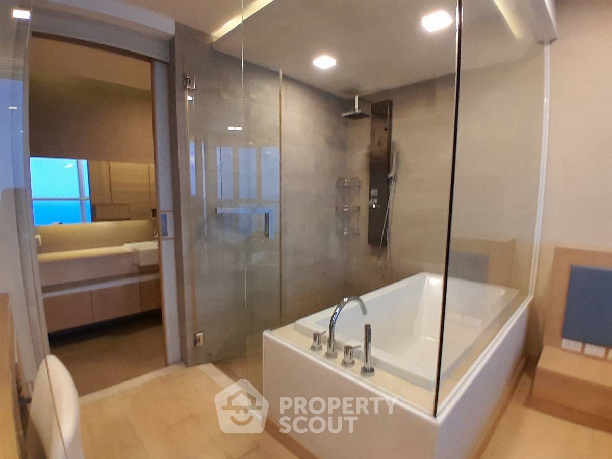 picture 1-BR 55 Sqm For Sale, Cetus Beachfront, Jomtien Beach (ID 3110757) - 9/12