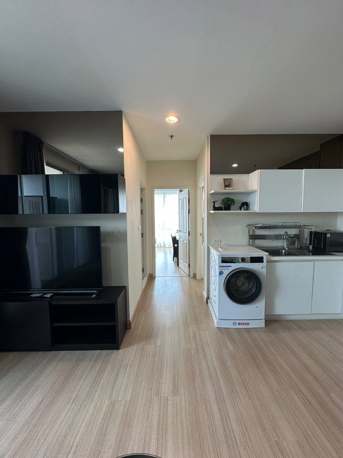 picture Newly renovated corner room with 2 bedroom walkable to mrt station - 4/16