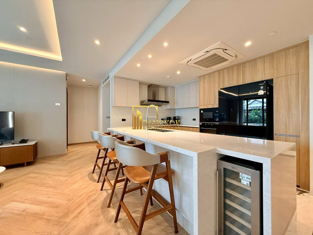 picture Gorgeous 3 Bedroom Luxury Apartment in Phrom Phong Area - BR21212AP - 8/42