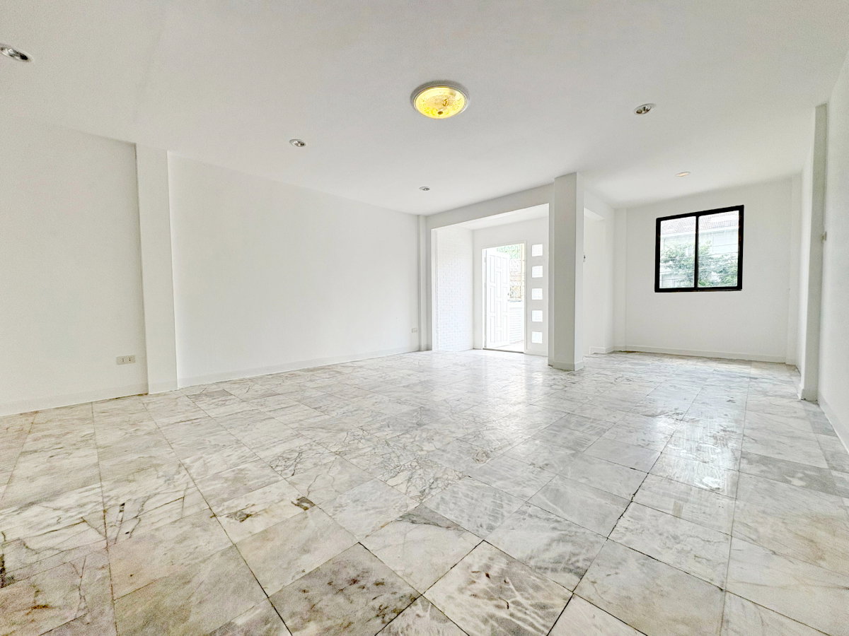 picture CB001, Townhouse for sale 6 Br, Vibhavadi Rangsit-Sutthisan. - 6/8