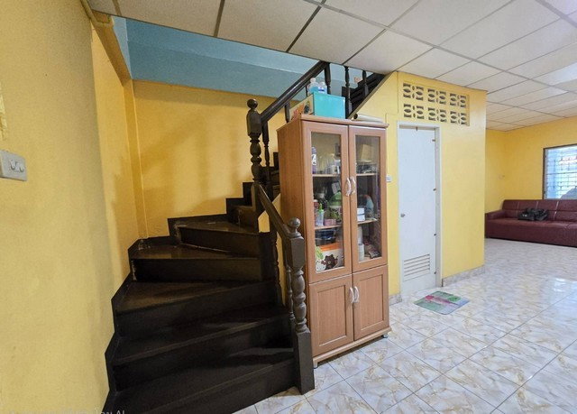 picture FOR SALE TOWNHOUSE PROPERTY 1350000 BAHT. - 3/8