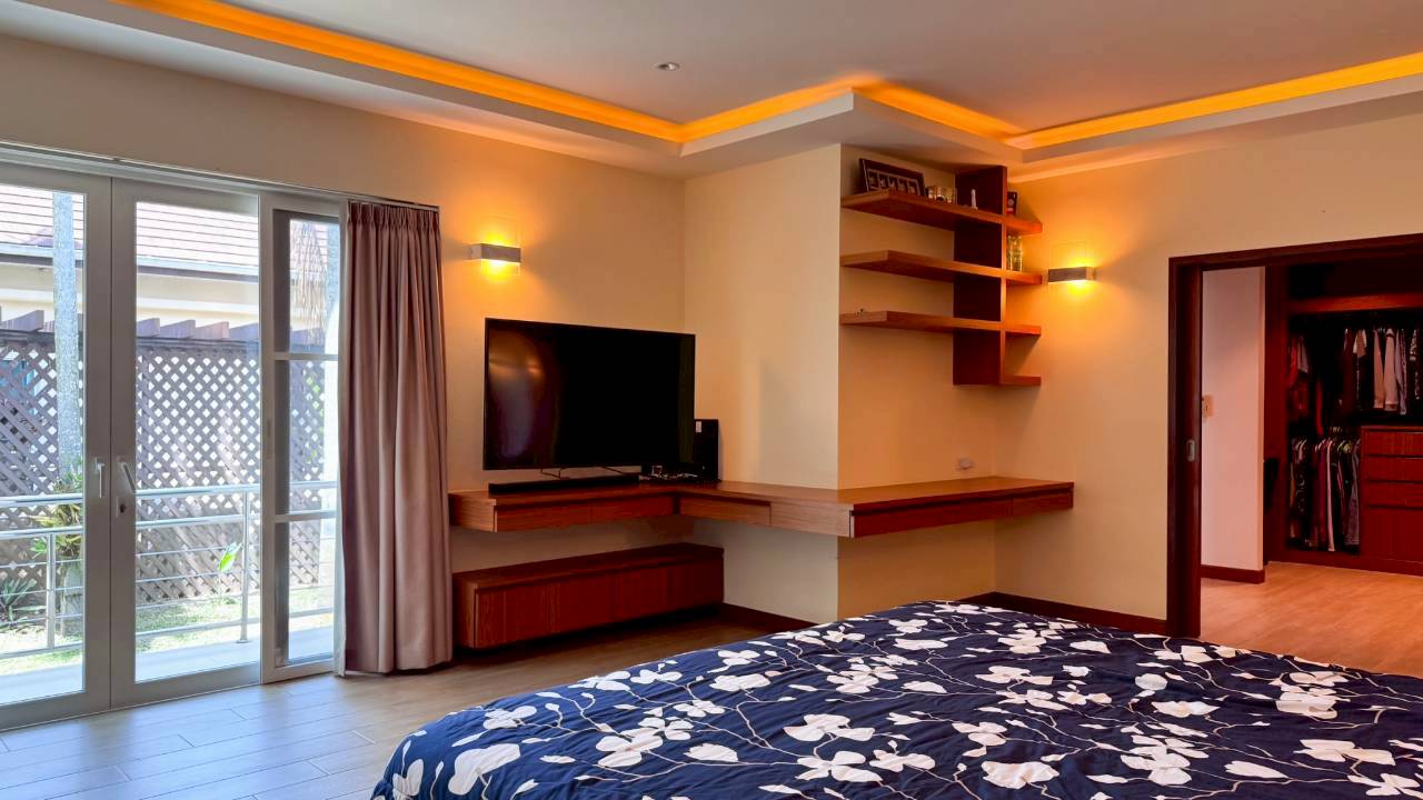 picture Spacious Garden Home on 1 Rai Near Bang Saray Beach - 13/20