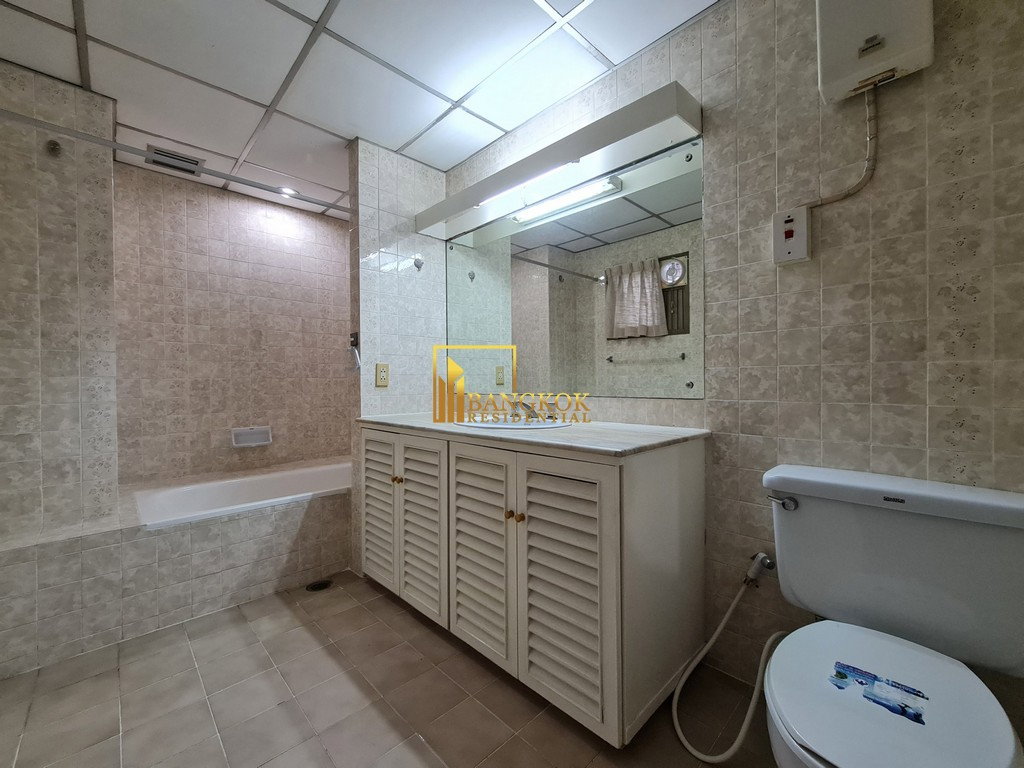 picture Well Maintained 3 Bed Apartment For Rent in Phrom Phong - BR20723AP - 17/27