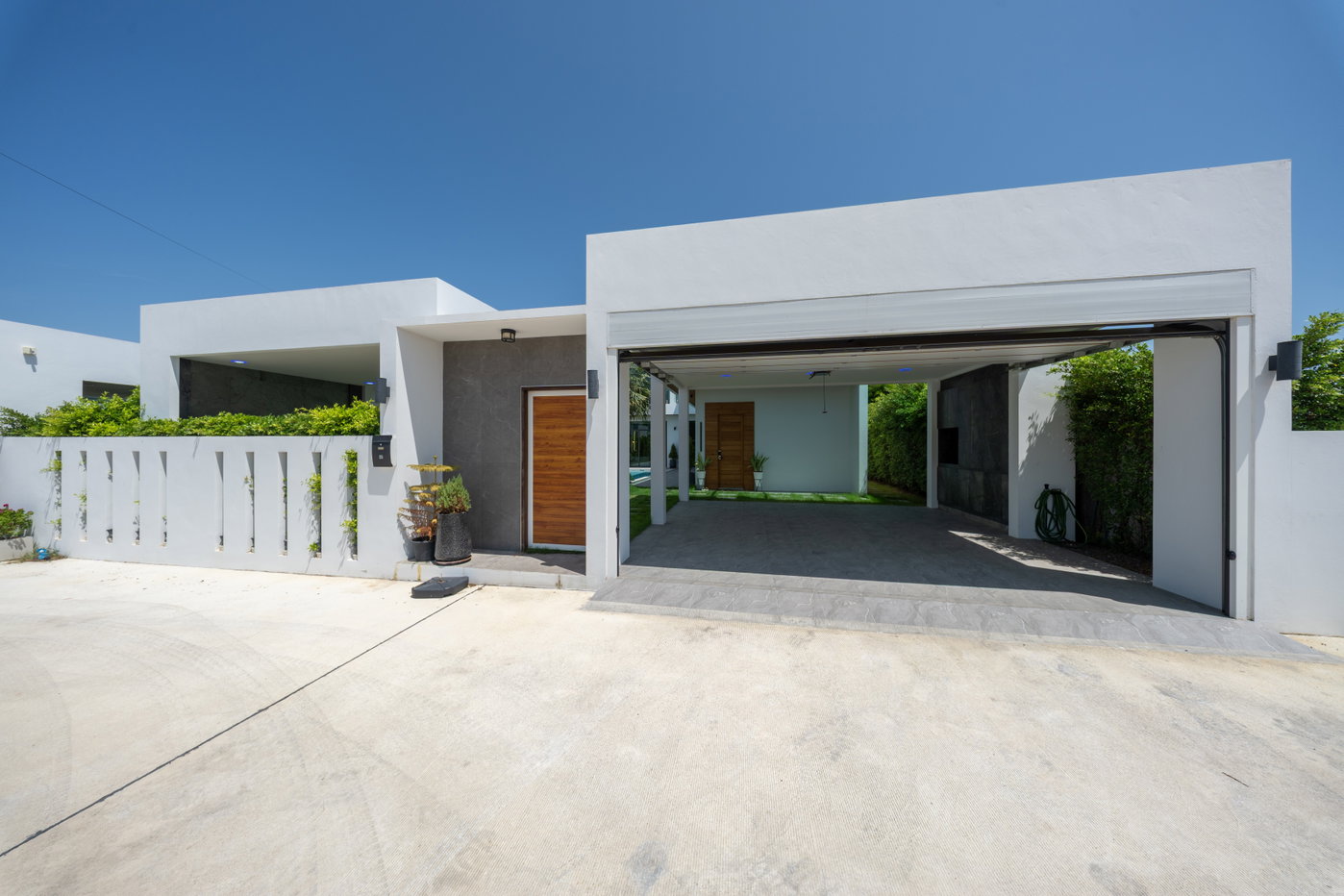 รูป Pool Villa 4 Bedroom for Sale in Huai Yai Pattaya - รูปที่ 33/33