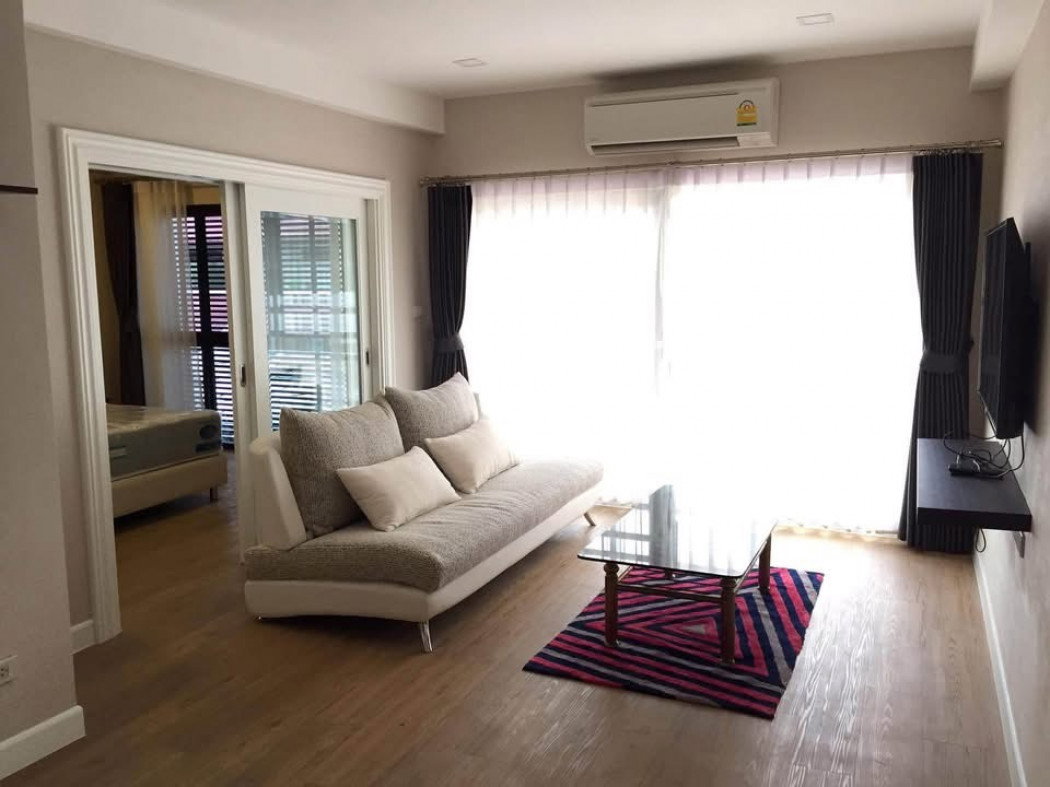 รูป ให้ เช่า ทาวน์โฮม 3 ชั้น เอกมัย | 3 ห้องนอน 4 ห้องน้ำ | 350 ตร.ม. | จอดรถ 3 คัน | เริ่มต้น 90,000 บาท-เดือน - รูปที่ 2/10
