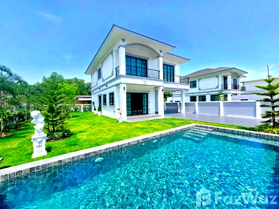Houses for sale Bang Lamung Chonburi : 4 Bedroom Villa for sale in Huai Yai, Chon Buri  6597979