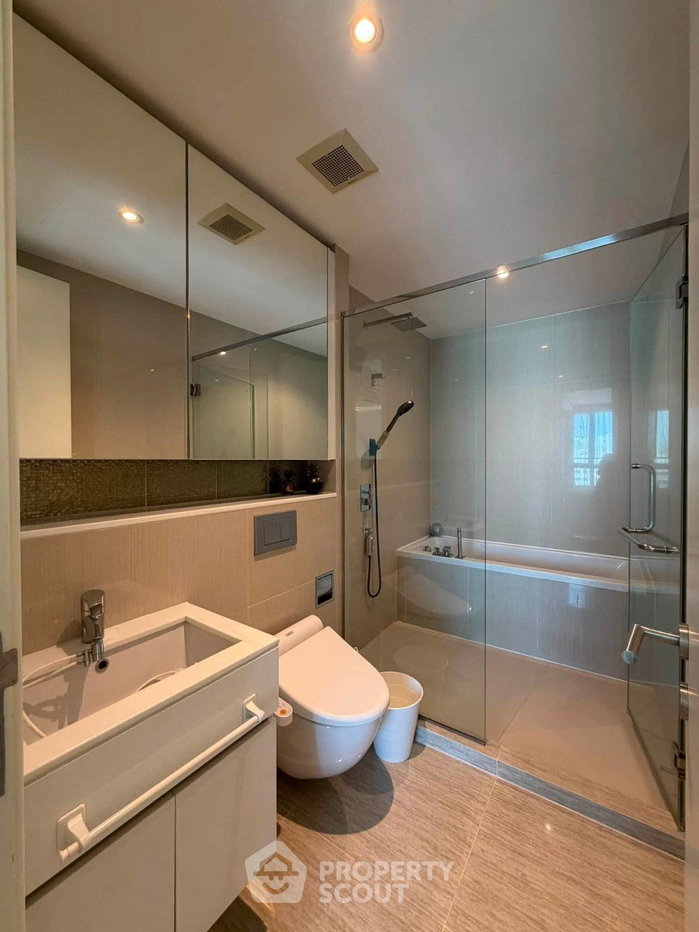 picture Well-Priced 1-BR Condo At H Sukhumvit 43, 27th Floor Near BTS Phrom Phong (ID 3110491) - 10/12