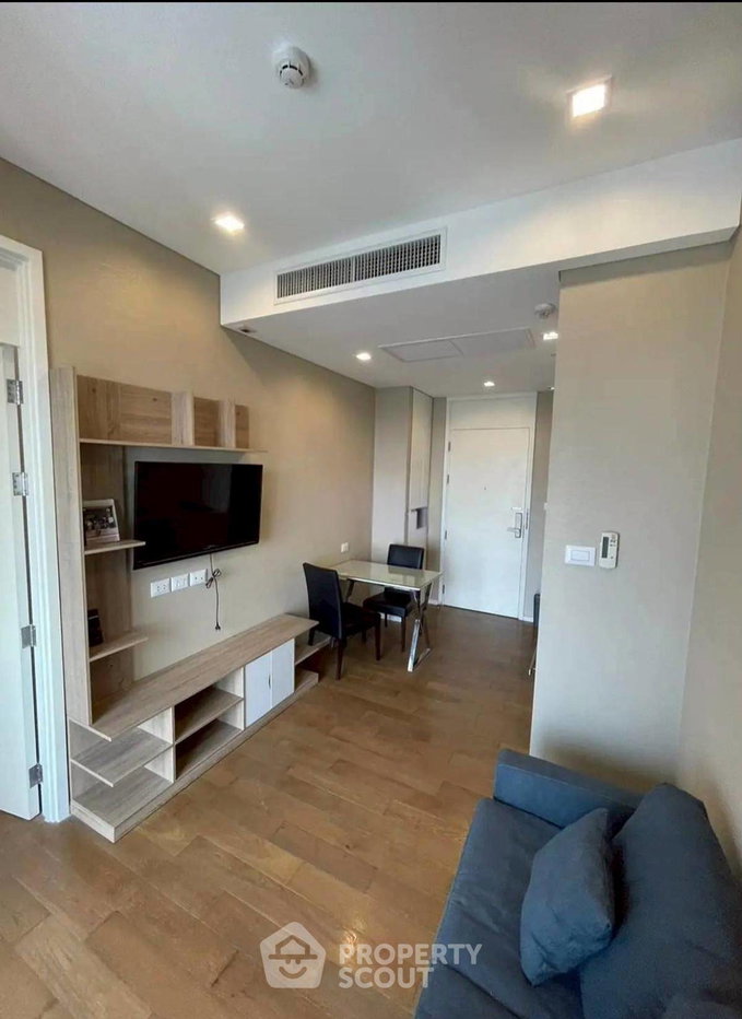 รูป คอนโด 1 ห้องนอน ชั้น 38 ขนาด 36 ตร.ม. The Saint Residences ใกล้ MRT พหลโยธิน 100 ม. (ID 2781216) - รูปที่ 1/6