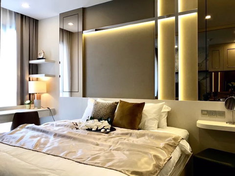 ✨ FOR RENT: Ashton Asoke — LUXURY MODERN LIVING IN THE HEART OF ASOKE! 💰 Rental Price: 36,000 THB/month | 📲 Line ID: @condobkk (with @)