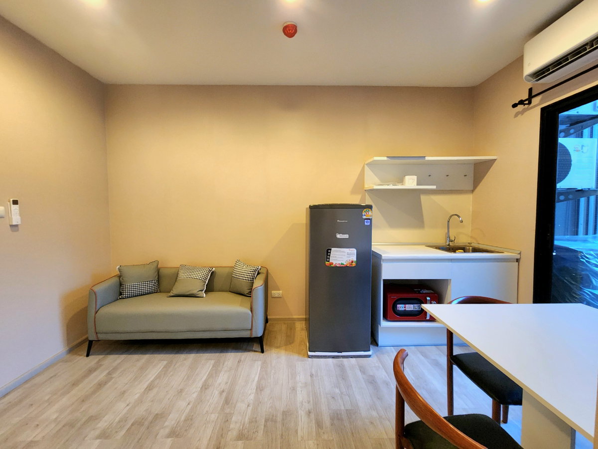 รูป **ห้องว่างครับ ทิศเหนือ รีโนเวทใหม่ มีเครื่องซักผ้า**ให้เช่า: พลัมคอนโด เซ็นทรัล สเตชั่น** มาดูนะเดี๋ยวไปก่อน!! ชั้นสูงวิวสวย SN490.88 - รูปที่ 54/90