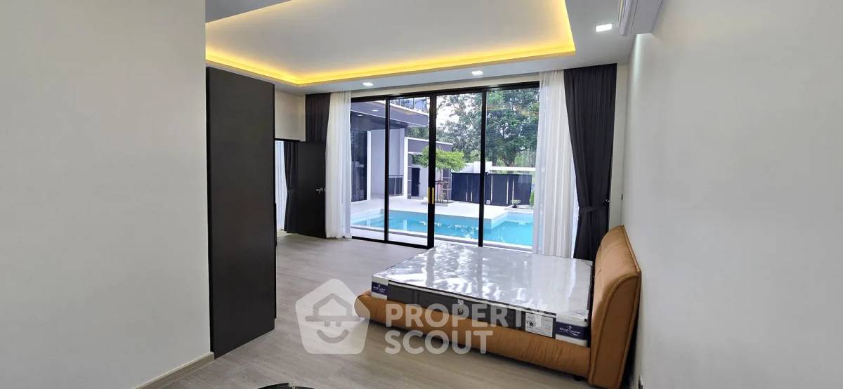 picture Pet-Friendly 4-BR Pool Villa, Luxury Pool Villa in Hin Lek Fai (ID 3079474) - 9/16