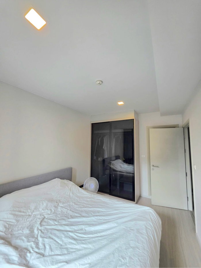 รูป Quintara Treehaus Sukhumvit 42 (ห้องกว้าง วิวสระ เครื่องใช้ไฟฟ้าครบ) [CC-01] - รูปที่ 2/5