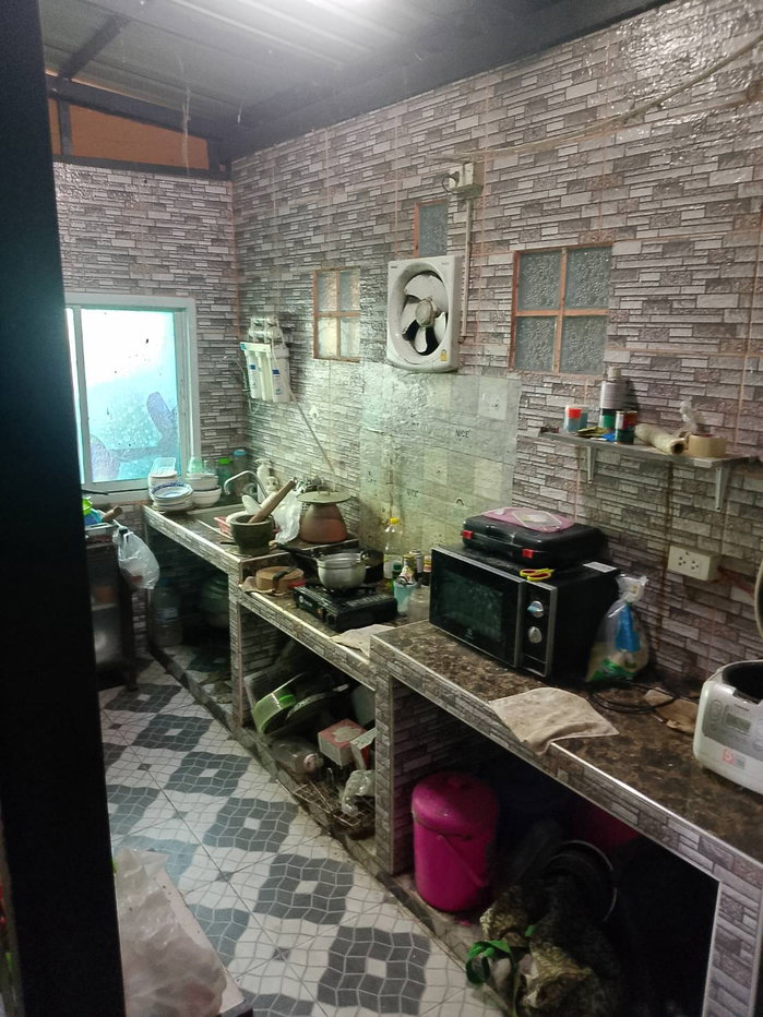 รูป ขายบ้านเดี่ยวชั้นเดียว เนื้อที่ 83 ตารางวา มีนบุรี กทม 2นอน 1น้ำ มีพื้นที่เหลือ สร้างบ้านหรือห้องได้เพิ่มอีก - รูปที่ 4/9