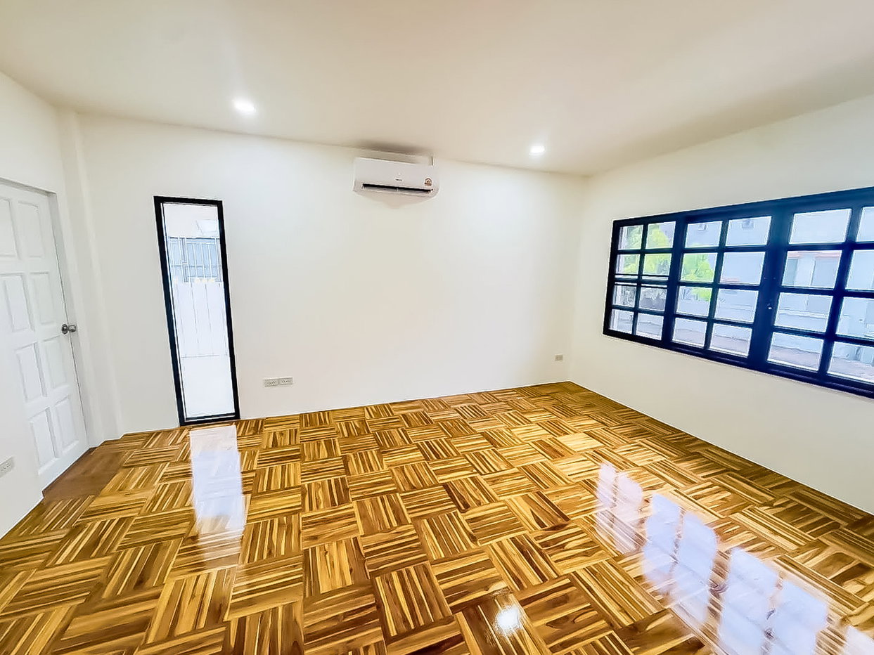 รูป Luxury Pool Villa for Sale Thung Klom Tan Man East Pattaya - รูปที่ 3/10