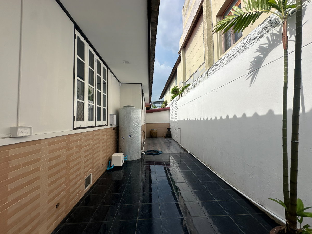 รูป 🏡 ขายบ้านเดี่ยวชั้นเดียว 54 ตร.ว. รีโนเวทใหม่ พร้อมเข้าอยู่ ม.เสริมมิตร ซอยนวมินทร์ 68 รีโนเวทใหม่ พร้อมเข้าอยู่ - รูปที่ 4/17