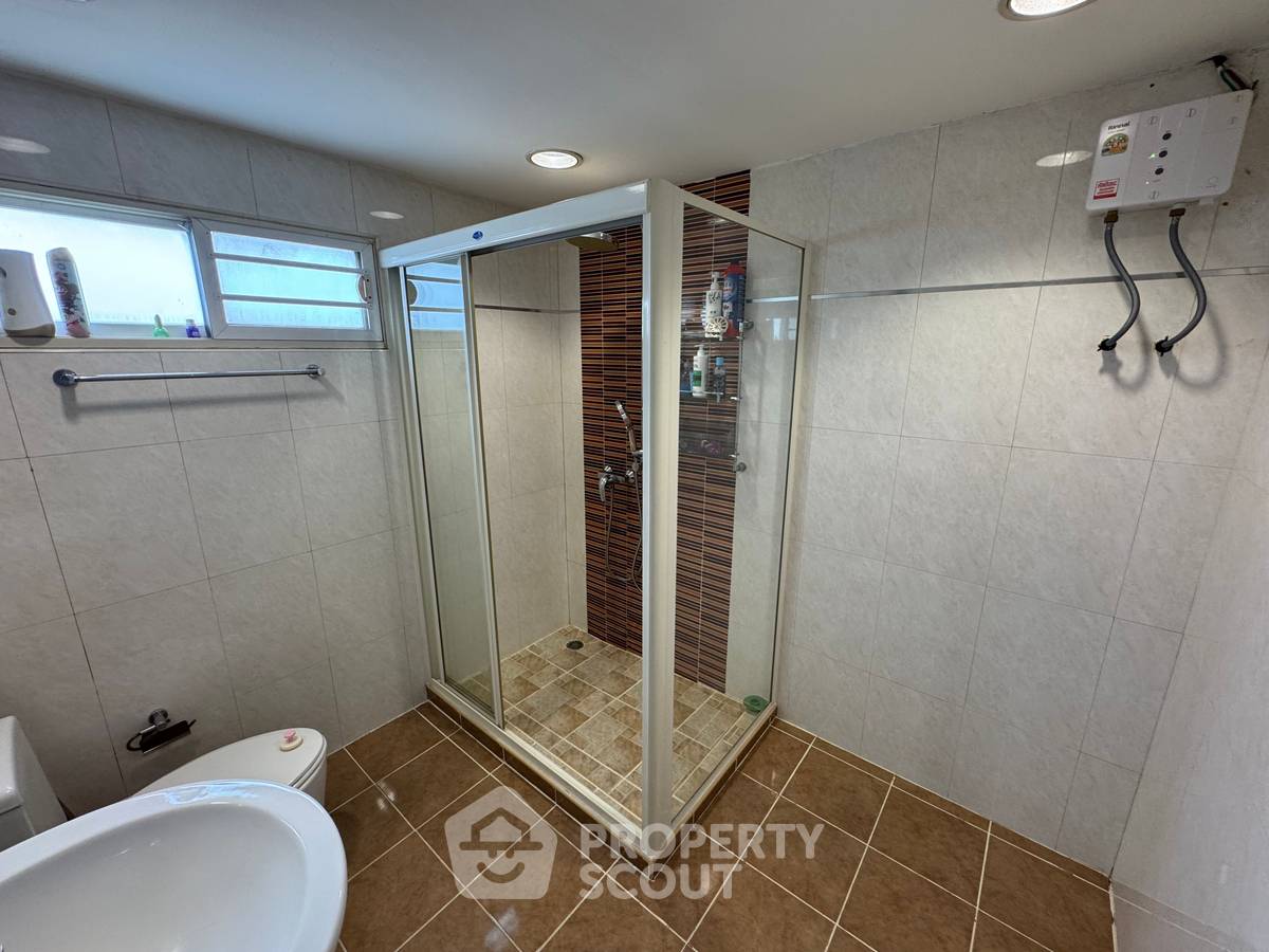 picture 2-BR Condo For Rent In Lumpini Suite Ratchada-Rama 3, Near Chong Nonsi (ID 2085263) - 20/24