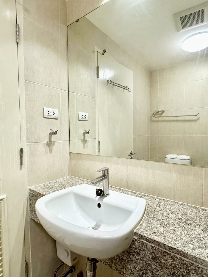 picture The Clover Thonglor | Low-rise condominium | Prime Thonglor location | Peaceful atmosphere - 25/40