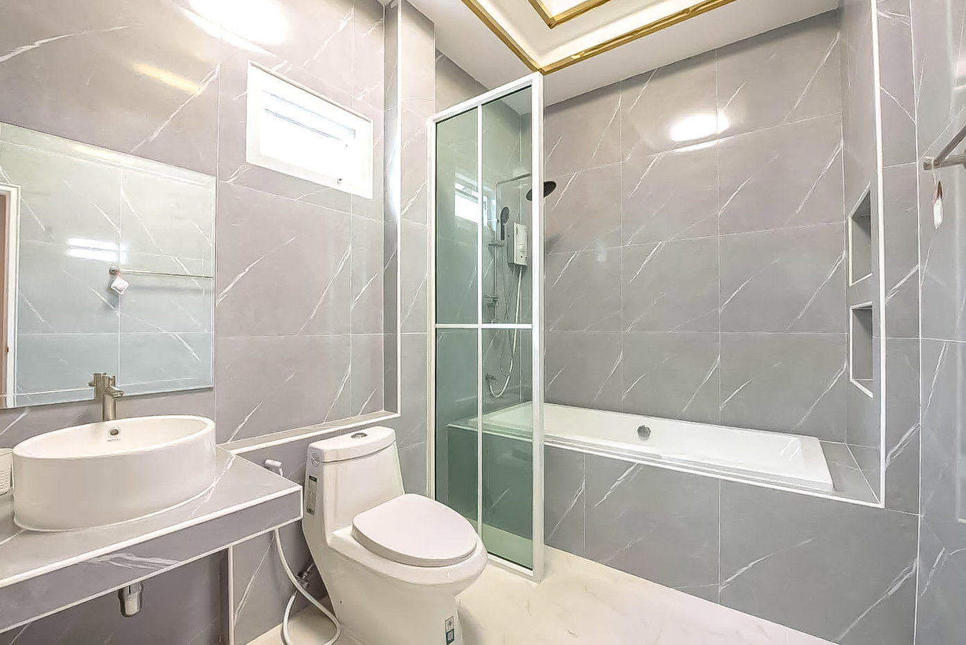 รูป Luxury House for Sale Mabprachan East Pattaya 3 Bedroom - รูปที่ 9/14