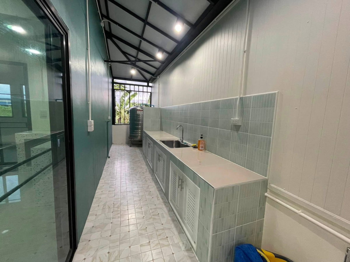 รูป 🏡✨ ให้เช่า ทาวน์โฮม 3 ชั้น หมู่บ้านพนาสนธิ์ แกรนด์วิลล์ ซอยเสรีไทย 68 | ใกล้แยกมีนบุรี 4 ห้องนอน 3 ห้องน้ำ รีโนเวทใหม่ทั้งหลัง พื้นที่ใช้สอยกว้าง - รูปที่ 4/7