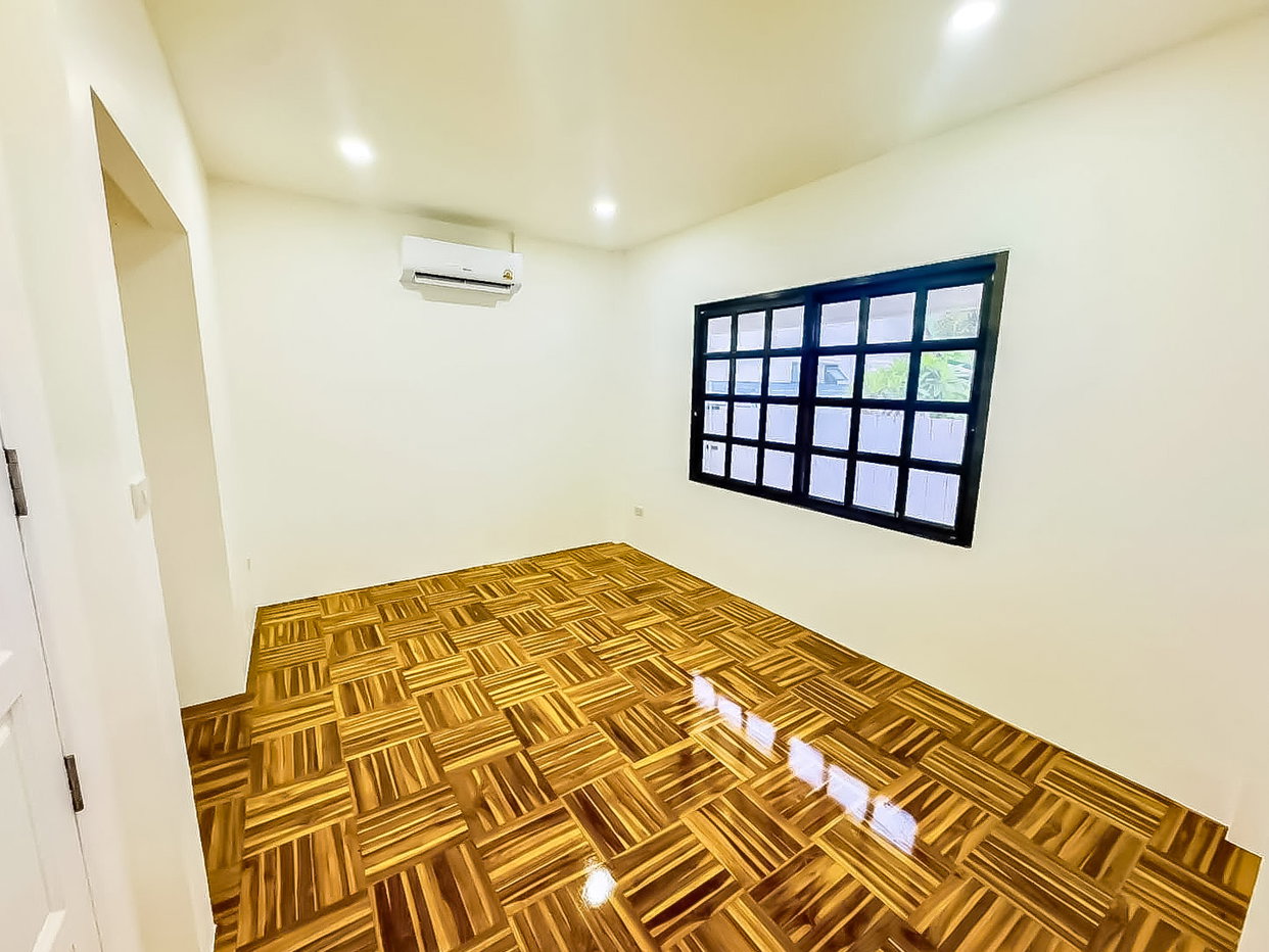 รูป Luxury Pool Villa for Sale Thung Klom Tan Man East Pattaya - รูปที่ 4/10