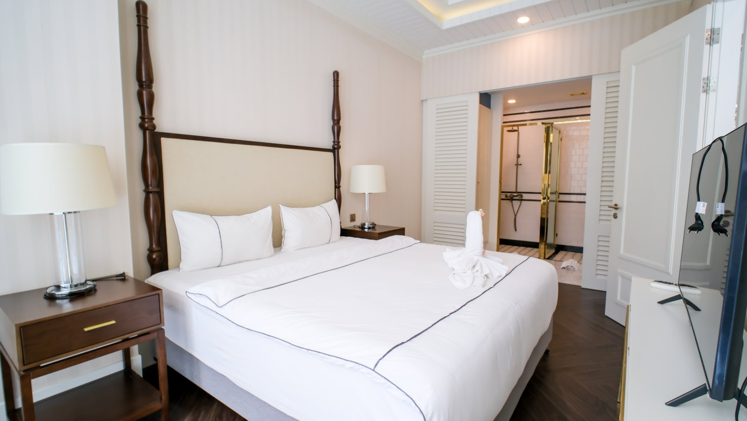 picture Grand Florida Beachfront Resort Pattaya Pool Access for Rent - 5/15