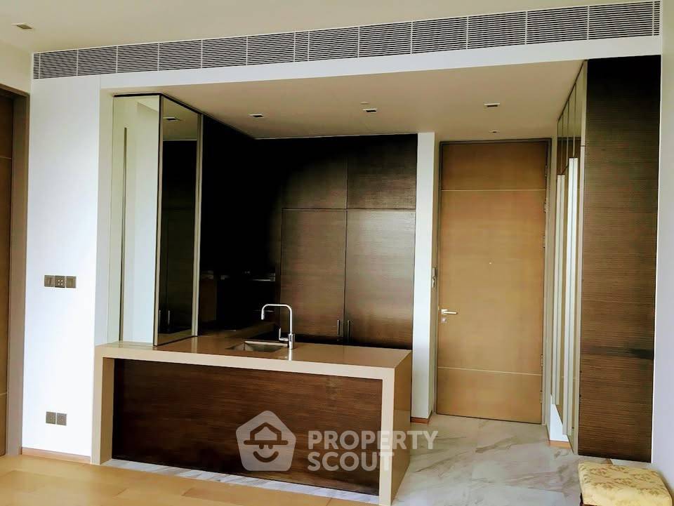 picture Well-Priced 1-BR Condo, 56 Sqm, Saladaeng One near MRT Silom (ID 3108704) - 7/15