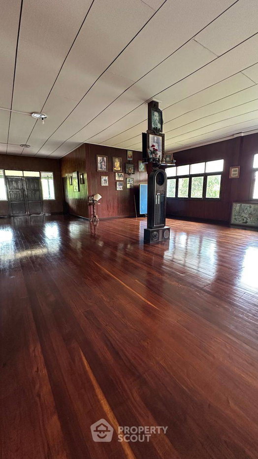 picture Pet-Friendly 4-BR House With 480 Sqm, Bang Kachao (Phra Pradaeng) (ID 3109881) - 2/4
