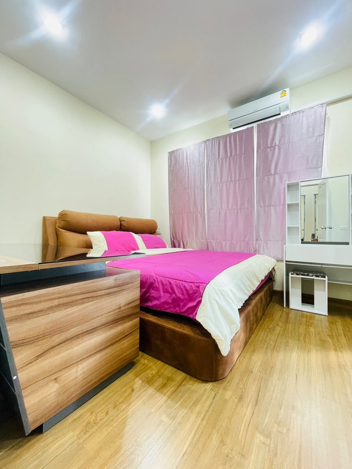 รูป 🏡 ให้เช่าทาวน์โฮม 2 ชั้น ในโครงการหรู พร้อมเฟอร์นิเจอร์ครบชุด ทำเลดีมาก เดินทางสะดวก ใกล้ตลาดทวีโชค ห้างสรรพสินค้า โรงพยาบาล โรงเรียน และอีกมากมาย - รูปที่ 6/14