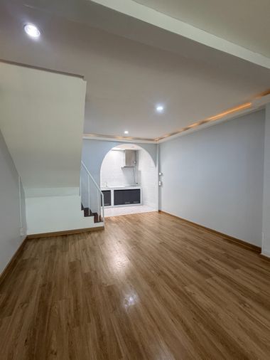 ขายทาวน์โฮม 2 ห้องนอน 16 ตร.ว. บ้านปรีชา 8