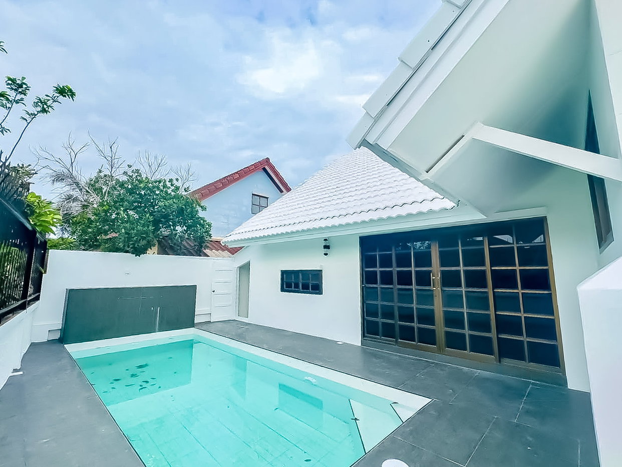 รูป Luxury Pool Villa for Sale Thung Klom Tan Man East Pattaya - รูปที่ 7/10