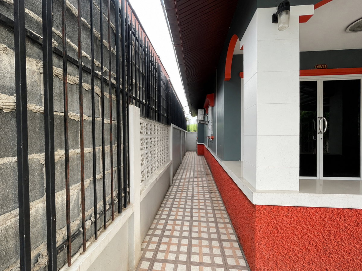 รูป 🔥 บ้านชั้นเดียว รีโนเวทใหม่ 🏡 หมู่บ้านอยู่สบายพรรพี วิลล่า คลองหนึ่ง เพียง 1.97 ล้านบาท! 🔥 - รูปที่ 7/16