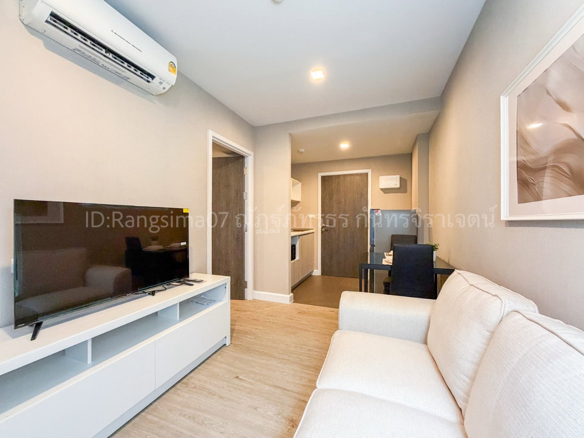 picture Condo for rent: Metro Luxe Riverfront, complete with electrical appliances, , condo next to the Chao Phraya River. - 8/14