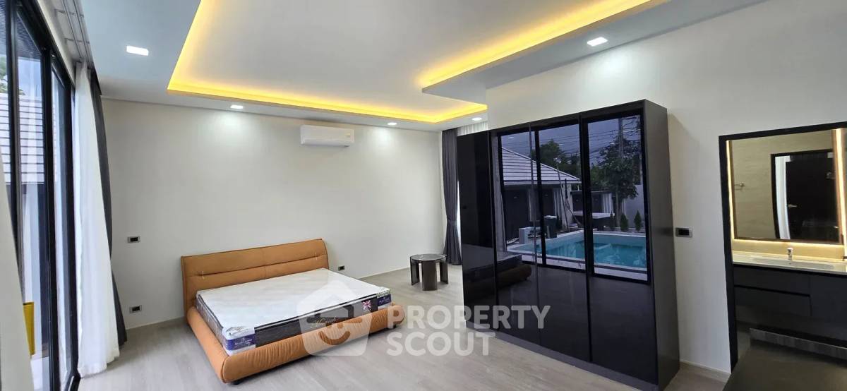 picture Pet-Friendly 4-BR Pool Villa, Luxury Pool Villa in Hin Lek Fai (ID 3079474) - 2/16