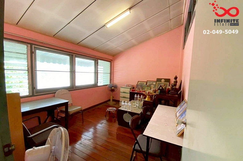 รูป ขายบ้านเดี่ยว 112 ตร.ว.หลังมุม หมู่บ้านสวนสน ซอยรามคำแหง 60 - กรุงเทพกรีฑา ทำเลศักยภาพ ใกล้รถไฟฟ้าสายสีเหลือง - รูปที่ 12/13