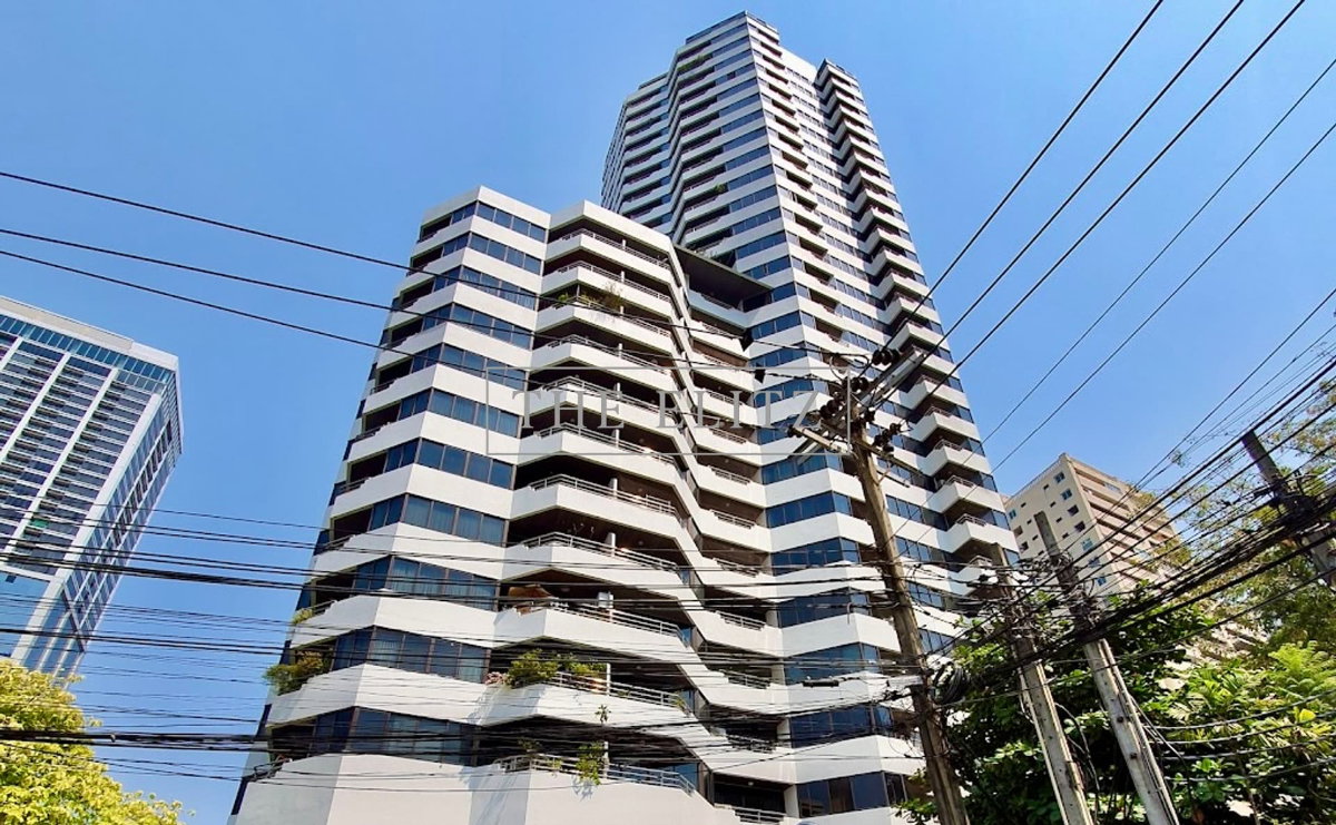 picture ✨ Colossal Sky Residence: Unrivaled Space and Comfort with Breathtaking Skyline Views ✨ - 6/11