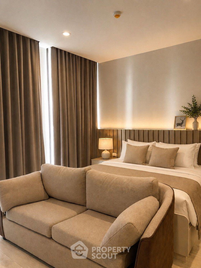 picture Well-Priced 1-BR Condo at Noble Ploenchit, 30th-Floor, 100m to BTS Phloen Chit (ID 3107160) - 2/16