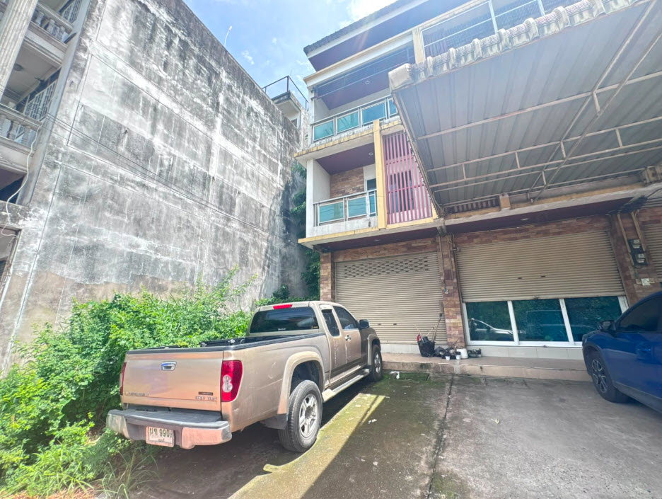 picture SHOP HOUSE 334 Sq.w. Phanat Nikhom Chonburi for 5.6M - 2/4
