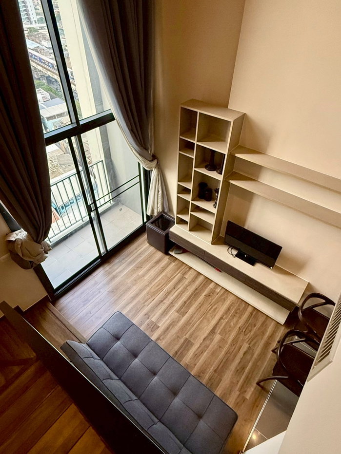 picture ð ð For rent , Onyx phahonyothin ( Duplex Type ) - 3/10
