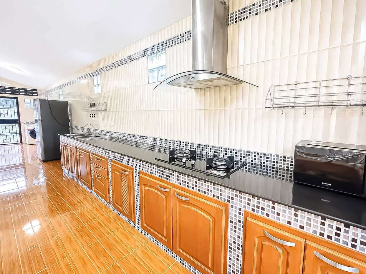 รูป Luxury House for Rent Noen Plub Wan East Pattaya 3 Bedroom - รูปที่ 2/13